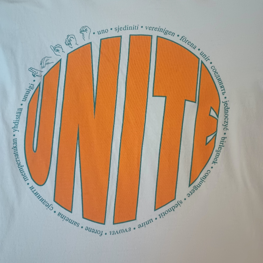 Vtg Garth Brooks 1994 Licensed Unite T Shirt Unisex Small Sign Language Concert - Picture 6 of 9